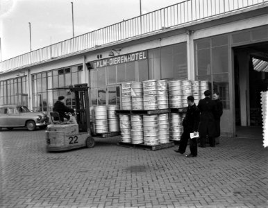 Opdrachten vatenfabriek via Sabena Schiphol, Bestanddeelnr 906-8504