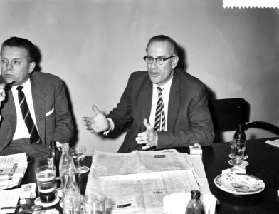 Opdrachten Revue der Reclame, Bestanddeelnr 910-9325