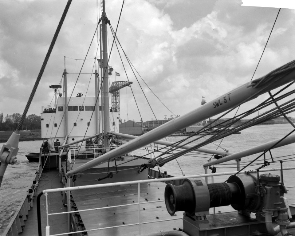 Opdracht Zaanlandse Scheepsbouw Maatschappij, proefvaart Lis Frelssen (reportage, Bestanddeelnr 913-9326