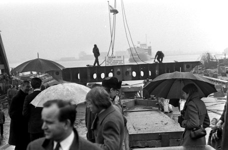 Opdracht Zaanlandse Scheepsbouw Mij tewaterlating Venti di Scirocco, Bestanddeelnr 924-2277
