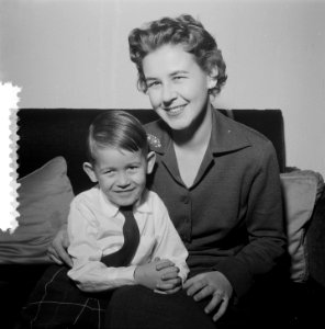 Opdrachten jongetje fam. J. A. Feeners Amsterdam, Bestanddeelnr 907-4872
