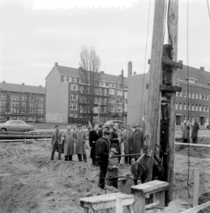 Opdrachten Heiwerk eerste paal Minervaplein, Bestanddeelnr 907-4853
