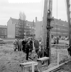 Opdrachten Heiwerk eerste paal Minervaplein, Bestanddeelnr 907-4852