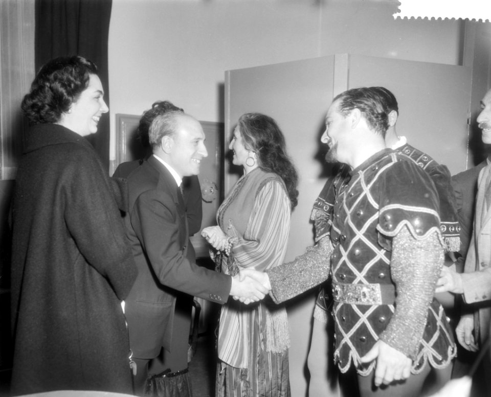 Opdrachten Italiaanse Opera De Troubadour, Bestanddeelnr 910-2828