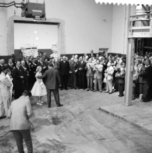 Opening fabriek Rustoleum te Haarlem, Bestanddeelnr 911-3532