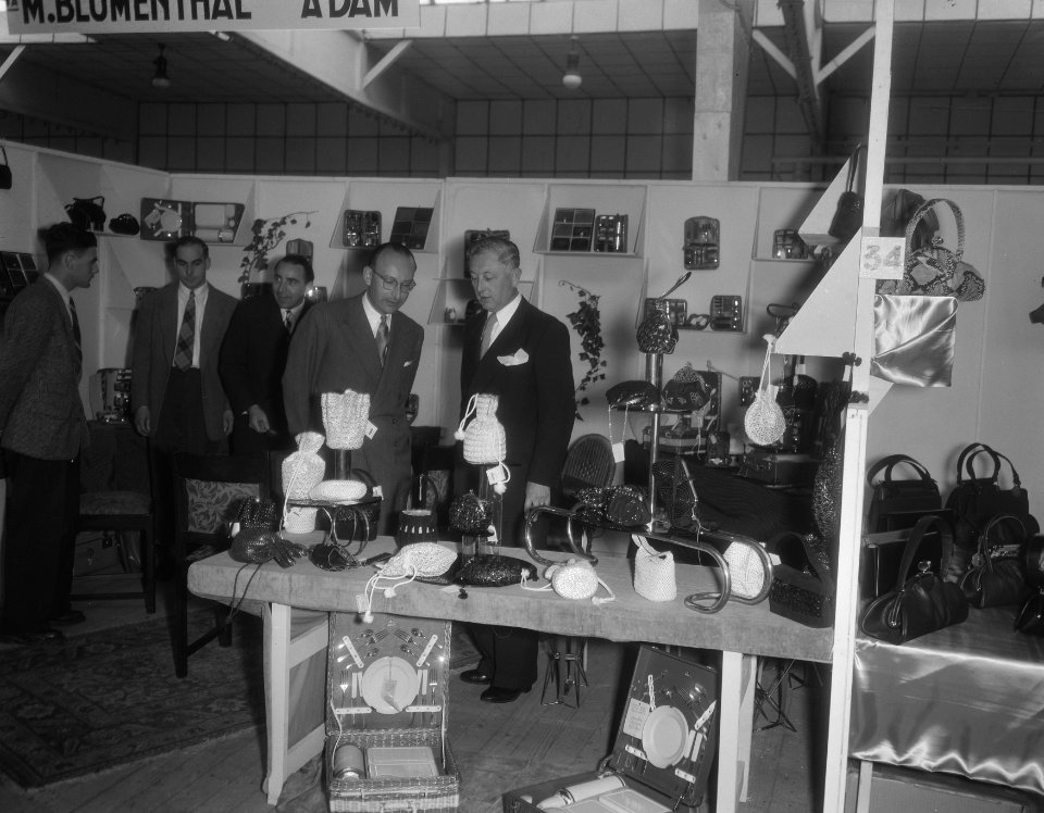 Opdrachten Lederbeurs (Blumenthal) groepje, Bestanddeelnr 906-6371