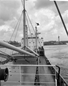 Opdracht Zaanlandse Scheepsbouw Maatschappij, proefvaart Lis Frelssen (reportage, Bestanddeelnr 913-9325