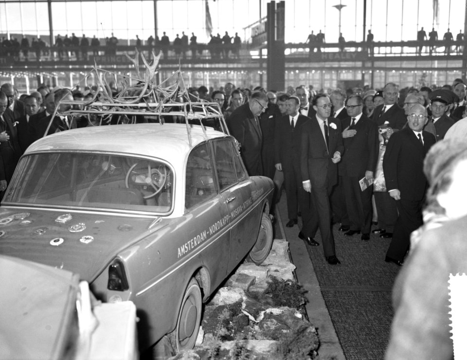 Opening autotentoonstelling in de nieuwe RAI door Prins Bernhard , Prins Bernhar, Bestanddeelnr 912-0455