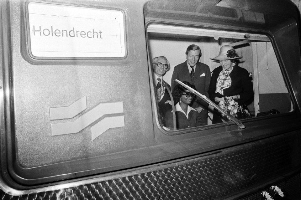 Opening Amsterdamse metro in aanwezigheid van Prinses Beatrix en Prins Claus , o, Bestanddeelnr 929-3902