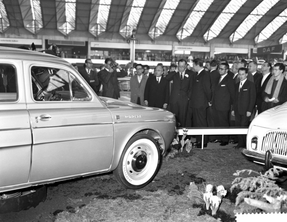 Opening autotentoonstelling in de nieuwe RAI door Prins Bernhard , Prins Bernhar, Bestanddeelnr 912-0456