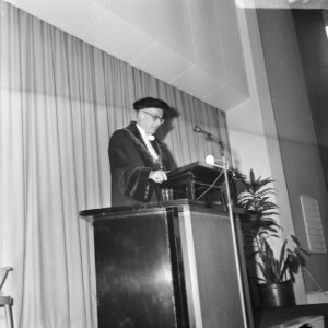 Opening academisch jaar V.U. Amsterdam openbare zitting van senaat van de V.U., Bestanddeelnr 922-7913