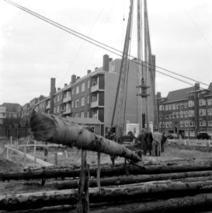 Opdrachten Heiwerk eerste paal Minervaplein, Bestanddeelnr 907-4847