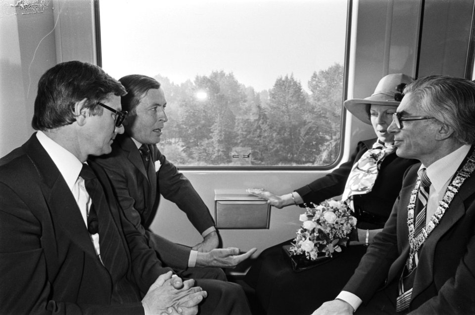 Opening Amsterdamse metro in aanwezigheid van Prinses Beatrix en Prins Claus , t, Bestanddeelnr 929-3903