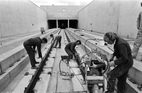 Open dag zaterdag a.s. bij de Hemspoortunnel, de spoorverbinding Amsterdam, Zaandam die in mei 1983 gereed zal zijn, Bestanddeelnr 931-5443