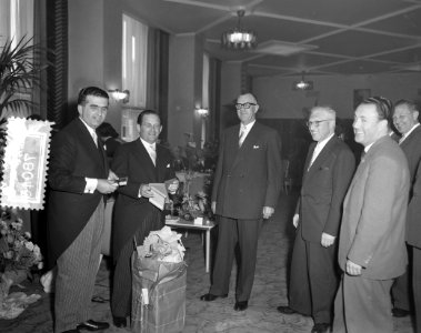 Opdrachten receptie NV Alex Meijer, Bestanddeelnr 907-8048