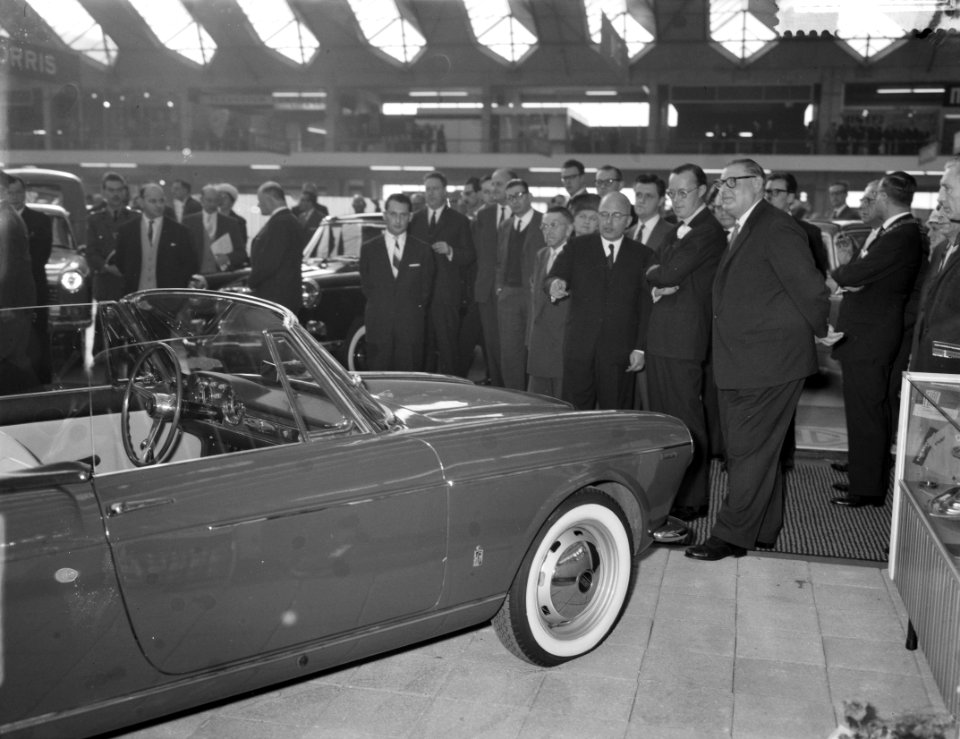 Opening autotentoonstelling in de nieuwe RAI door Prins Bernhard , Prins Bernhar, Bestanddeelnr 912-0462