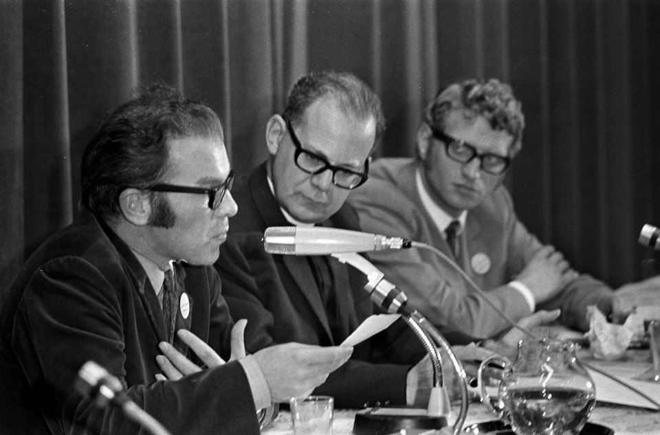 Opdracht Volkskrant Congres Kerk in de Maatschappij van Sepriaprint in Nispen, Bestanddeelnr 923-8915