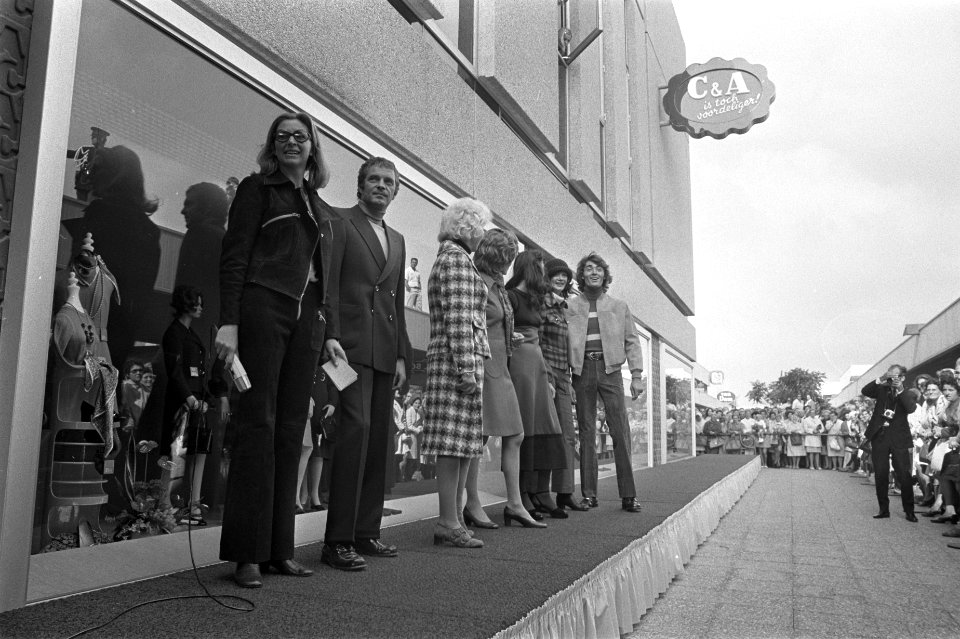 Opening C&A Buikslotermeerplein Amsterdam Noord, Bestanddeelnr 924-9178