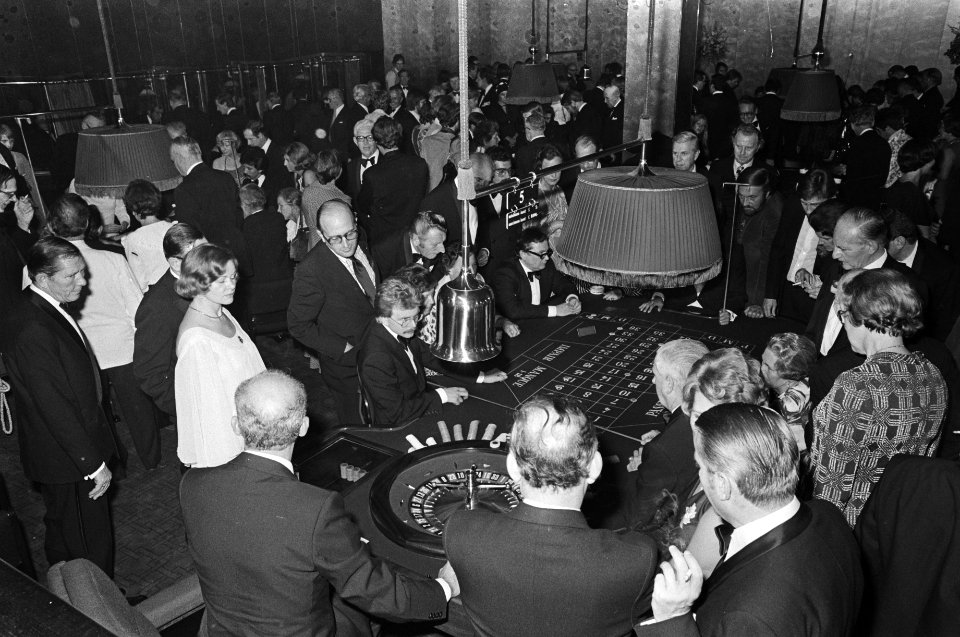 Opening Casino Zandvoort overzicht van het casino in bedrijf, Bestanddeelnr 928-8113