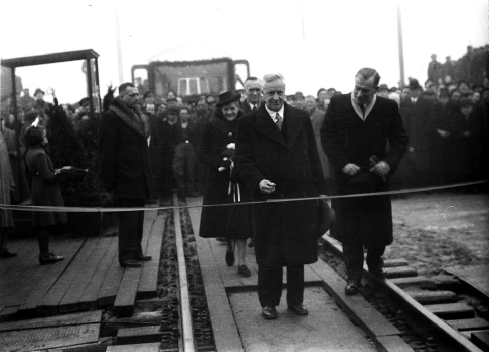 Opening brug Zaltbommel, Bestanddeelnr 901-9951