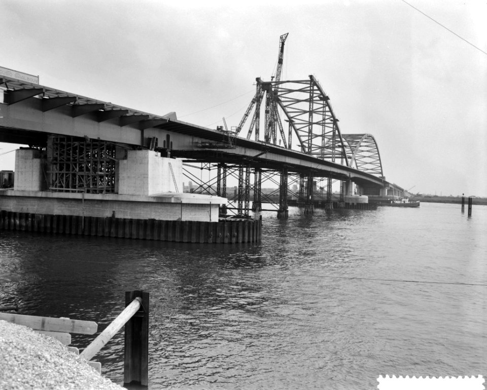 Opening brug bij Merwede, Bestanddeelnr 911-4593