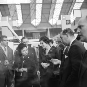 Opening Dacova in de Nieuwe RAI Rondgang over tentoonstelling, Bestanddeelnr 913-1515