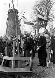 Opening boomplantdag, Bestanddeelnr 902-4377