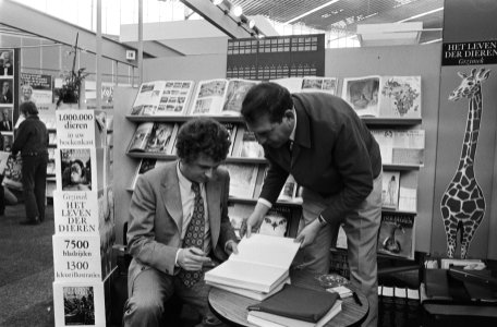 Opening Boekenmarkt in RAI, Amsterdam, Bestanddeelnr 923-9505
