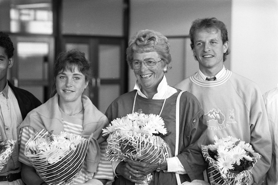 Opening beurs Sportief88 in Jaarbeurs (Calgary88) Yvonne van Gennip (Londen48) , Bestanddeelnr 934-2499
