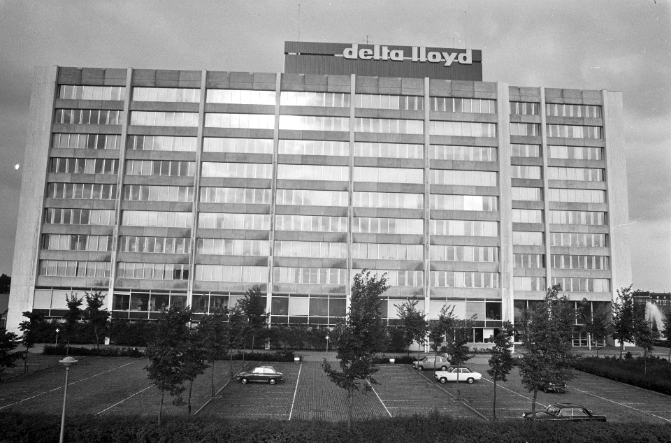 Opdracht Volkskrant, exterieur gebouw Delta Lloyd te Amsterdam, Bestanddeelnr 926-5804