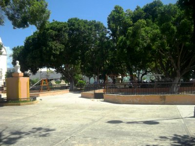 Parque del barrio de Santiago, Mérida, Yucatán (01)