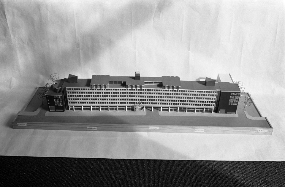 Opdracht Volkskrant Maquette, Bestanddeelnr 914-9263