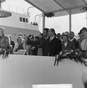 Opening 200000 ton metende dok bij Verolme (Rozenburg) (korte reportage), Bestanddeelnr 913-9199
