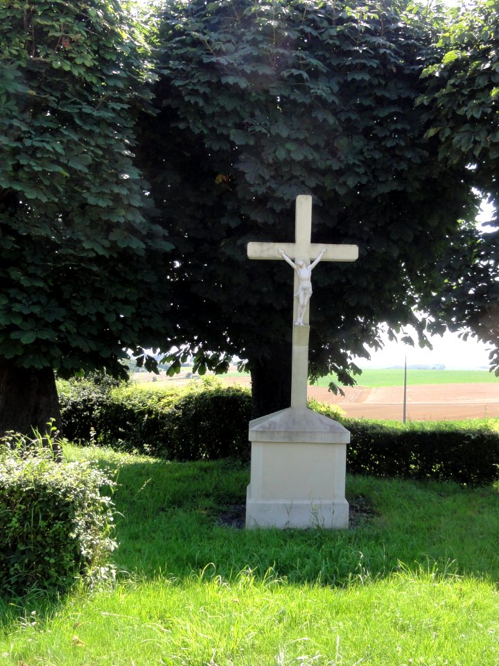 Parpeville (Aisne) croix de chemin
