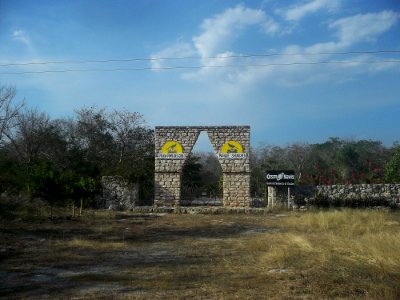 Parque Arquelógico Sihunchén, Yucatán (01)