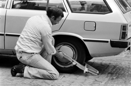 Parkeerbeleid, auto's, Bestanddeelnr 932-6598