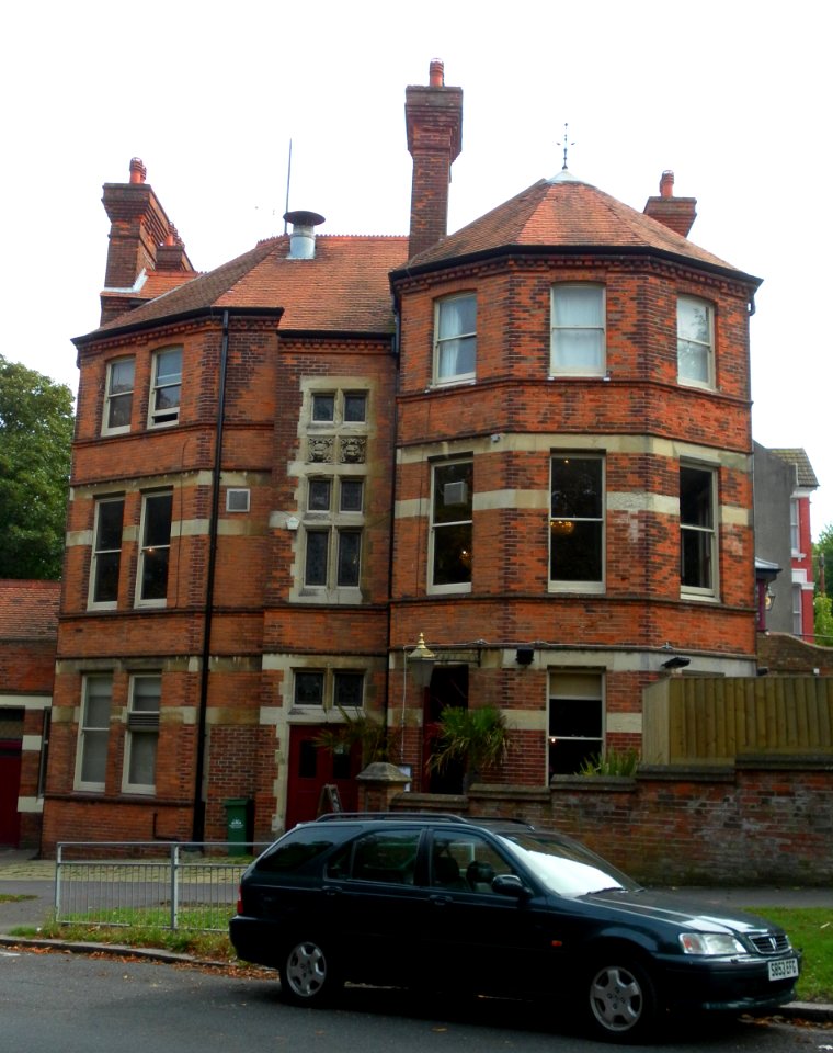 Park Tavern, Preston Drove, Brighton (September 2011)