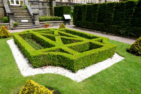 Parterre - Biddulph Grange Garden - Staffordshire, England - DSC09480