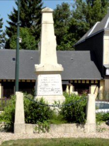 Parc-d'Anxtot (Seine-Mar.) monument aux morts