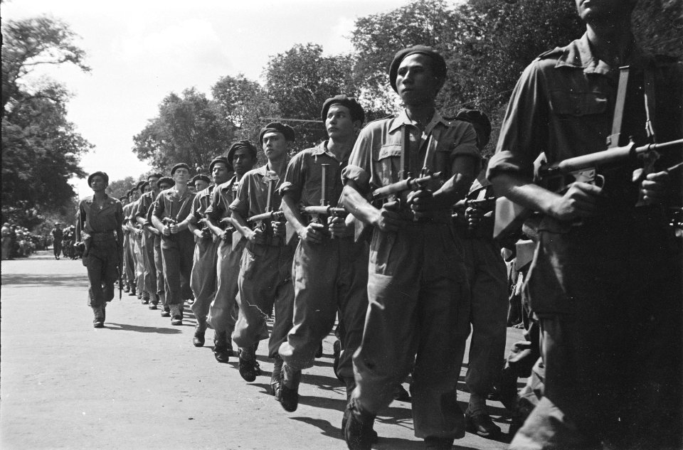 Parachutisten (Korps Speciale Troepen), Bestanddeelnr 204-2-5