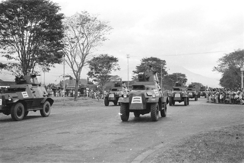 Pantserauto Peloton KNIL, Bestanddeelnr 248-3-2