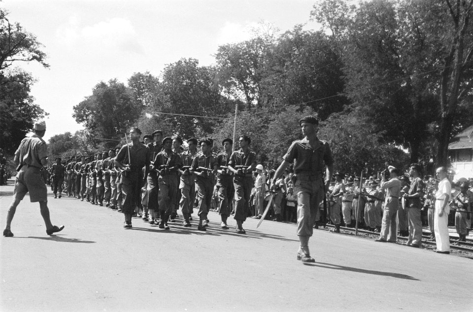 Parachutisten (Korps Speciale Troepen), Bestanddeelnr 204-6-3