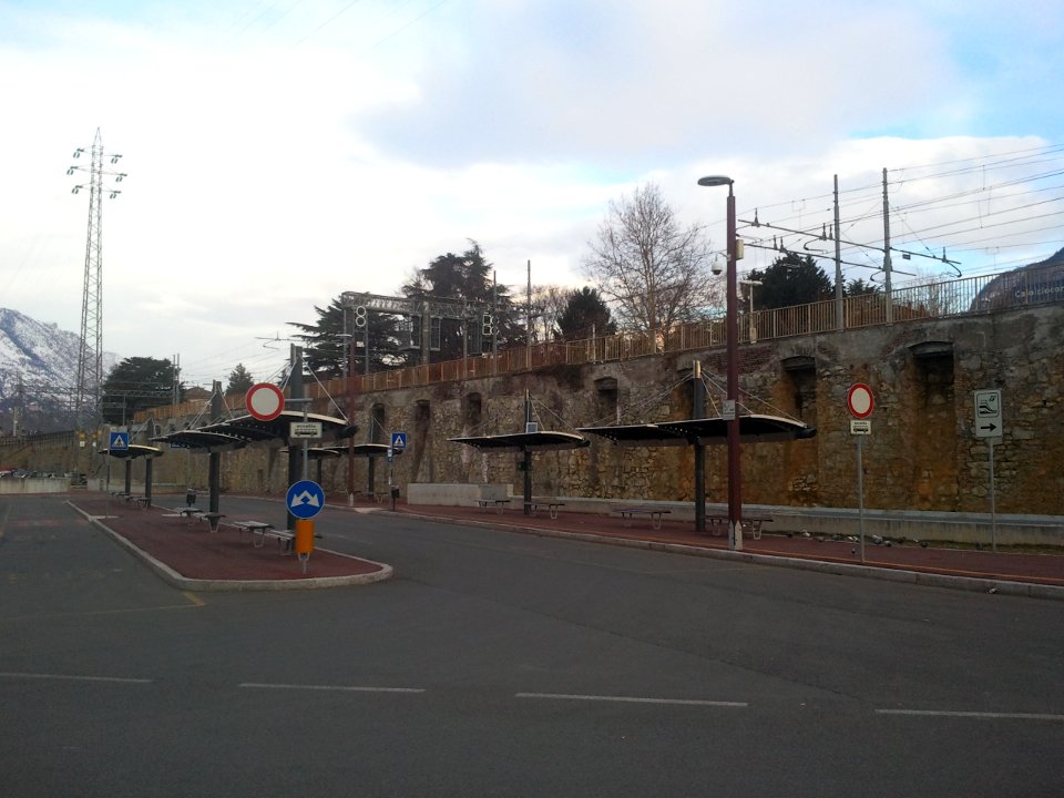 Parcheggio autobus, stazione Calolziocorte (2)