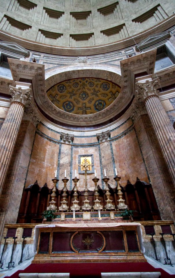 Pantheon, side altar, 2013-03-07-5