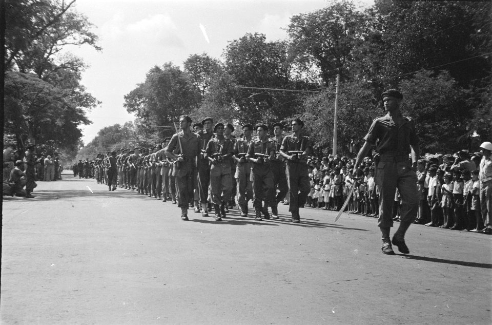 Parachutisten (Korps Speciale Troepen), Bestanddeelnr 204-2-4