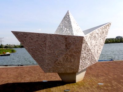 Papieren bootje Suzanne Willems IJburg