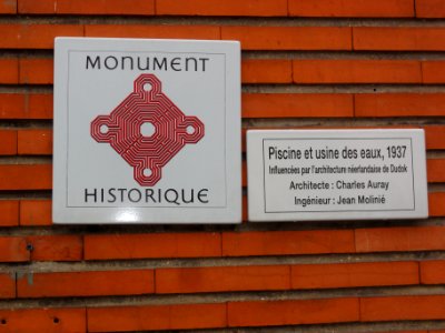 Pantin, plaquettes Piscine PA93000006 et Usine élevatrice des eaux, PA93000007