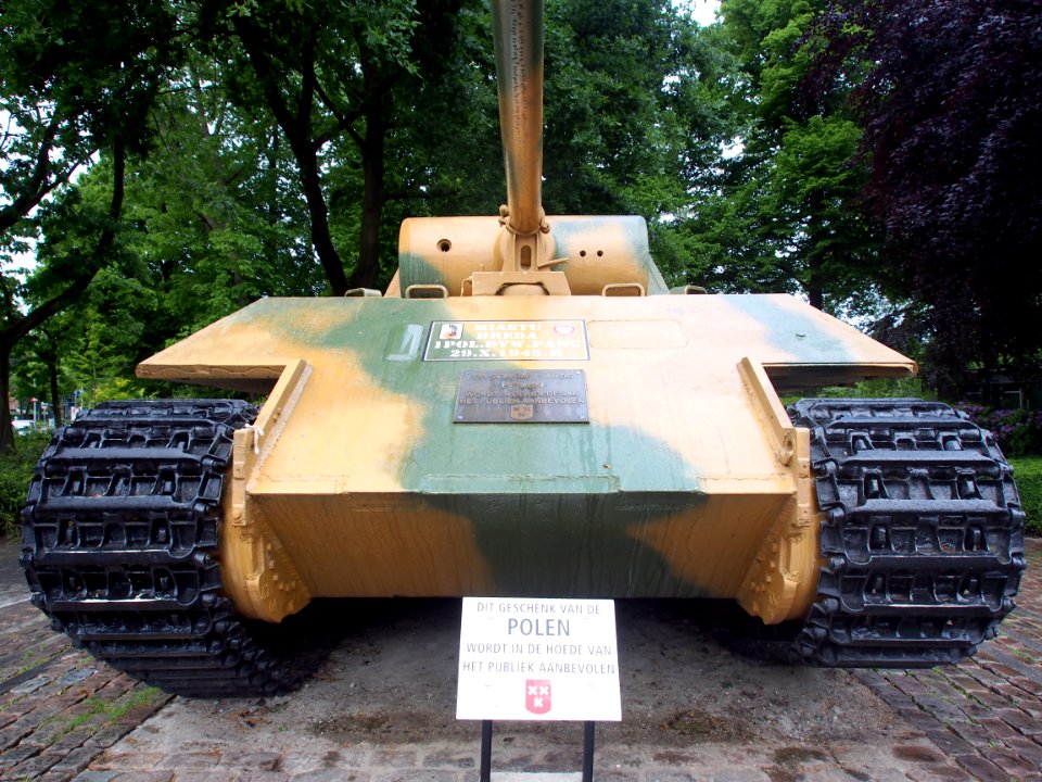 Panther D tank, Wilhelminapark, Breda, pic10