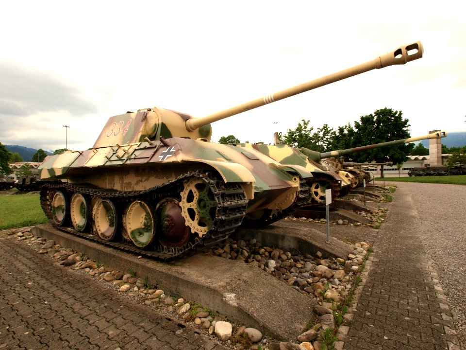 Panther Ausf D with Ausf A turret pic01
