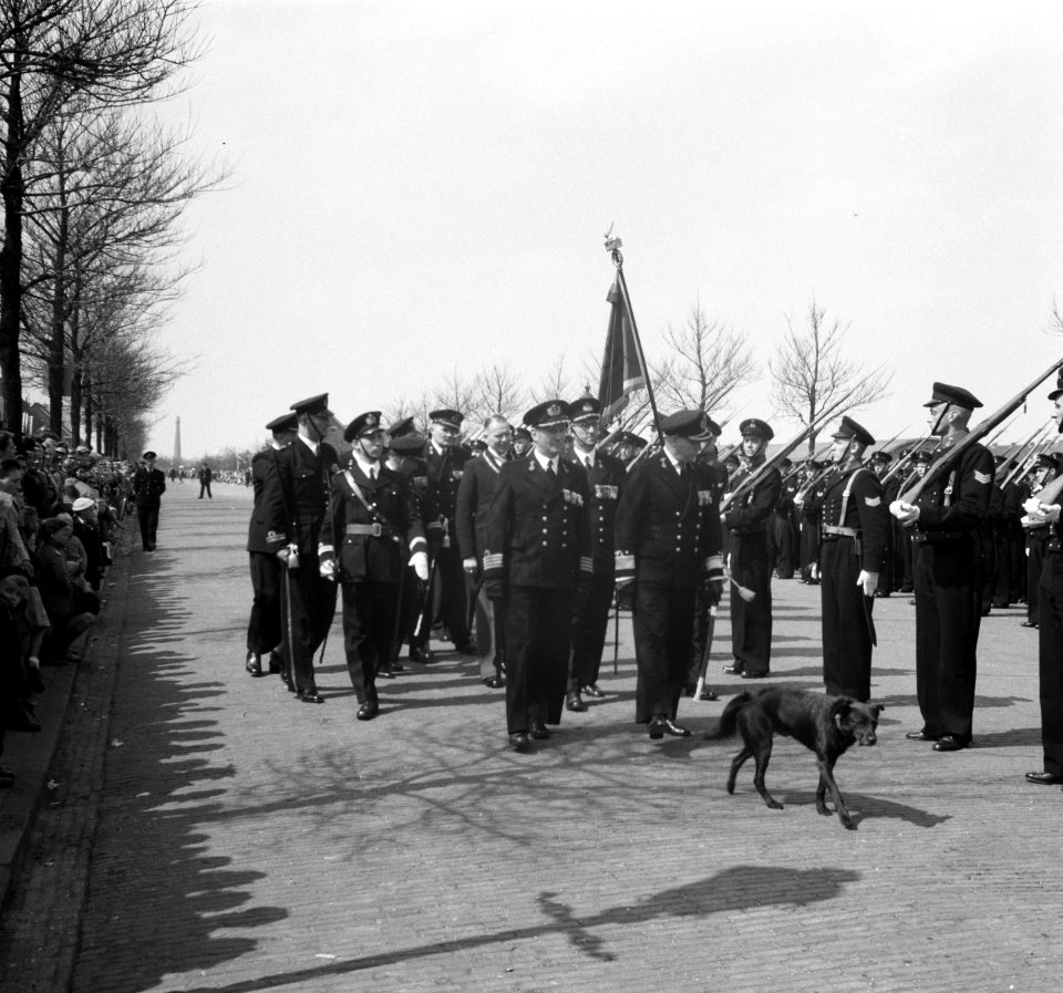 Parade te Den Helder, Bestanddeelnr 904-5461